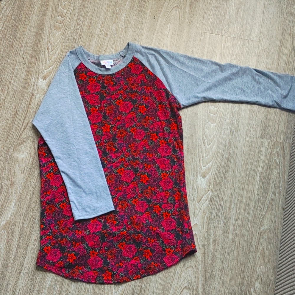 LuLaRoe XS Randy Baseball T-shirt